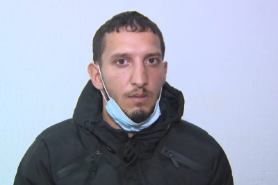 Yasamal rayonunda yeniyetmələrə bıçaqla hədələyən şəxs saxlanılıb