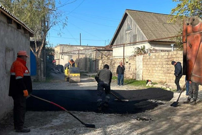 Sabunçu rayonunda şəhid ailəsinin yaşadığı küçə abadlaşdırılıb