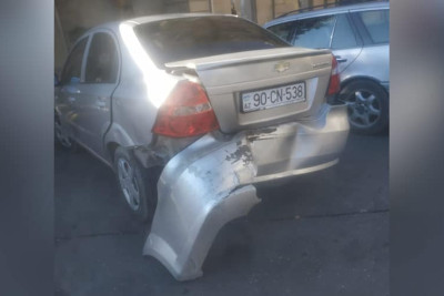 Azneft dairəsində avtoqəza baş verib