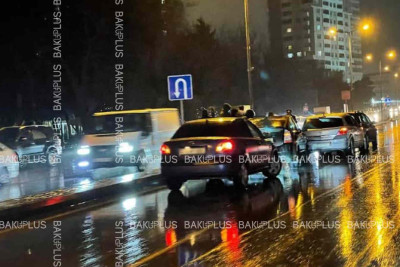 Bakıda 4 avtomobilin iştirakı ilə zəncirvari qəza baş verib