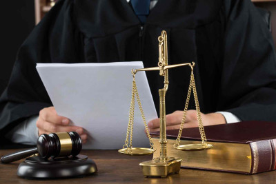 Bakıda ərini öldürən qadın azadlığa buraxılıb