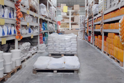 Bakıda tikinti materialları bazarında nöqsanlar aşkar olunub