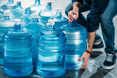 Binə qəsəbəsində susuzluq hökm sürür