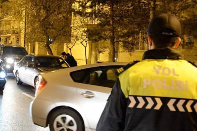 Sürücü Bakı-Sumqayıt şosesində ilə yol polisinin yanından 200 km/saat sürətlə hərəkət edib