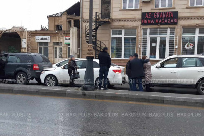 Səbail rayonunda zəncirvari avtoqəza baş verib