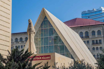 Müqəddəs Məryəm katolik kilsəsində aparılan təmir-bərpa işləri yekunlaşıb