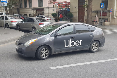 Nərimanov metrostansiyasının yaxınlığında qəza qeydə alınıb