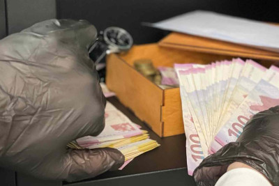 Bakıda xarici vətəndaşdan oğurluq edən 3 nəfər saxlanılıb