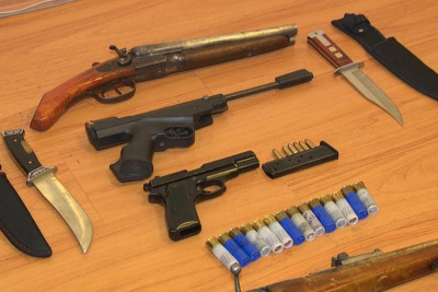 Xəzər rayonunda silah-sursat aşkarlanıb