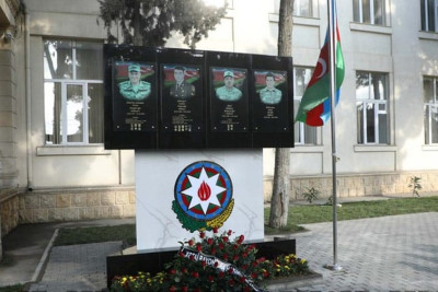 Xətai rayonunda 5 şəhidin adına xatirə lövhəsi açılıb