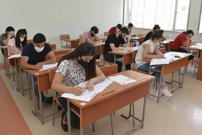 Bakıda siniflər üzrə təhsil alan şagirdlərin sayı açıqlanıb