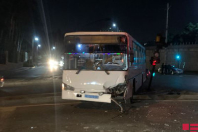 Bakıda 108B saylı avtobusun sürücüsü qəza törədib