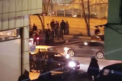Nizami rayonu: gecə klubunun yanında kütləvi dava baş verib
