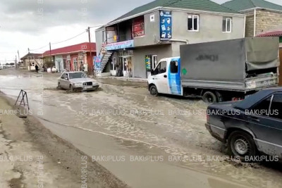 Binə qəsəbəsində süni çaylar peydə olub