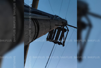 Binə qəsəbəsində elektrik dirəyi qəzalı vəziyyətdədir