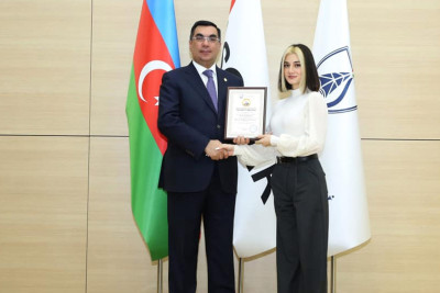 Bakıda 2 tələbə Xoşbəxt Yusifzadə təqaüdünə layiq görülüb