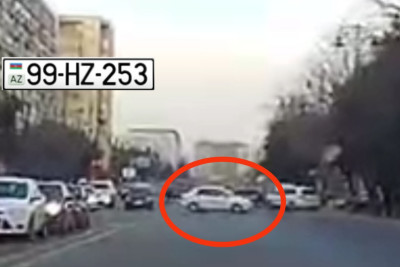 Nərimanov rayonunda sürücü yolda qayda pozduğuna görə cərimələnib