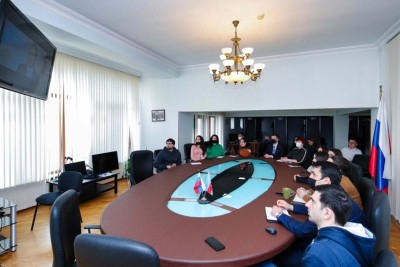 Bakı Rus Evində növbəti təqdimat keçirilib