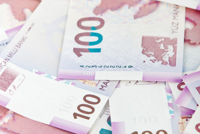 Paytaxt sakini 10 manatlıq əsginası 10 qat qiymətə satır