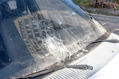 Bakıda iki qadın piyada yol qəzasında xəsarət alıb
