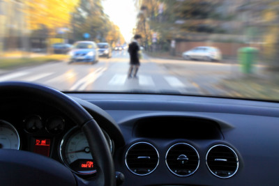 Sabunçuda piyada yol qəzasında xəsarət alıb