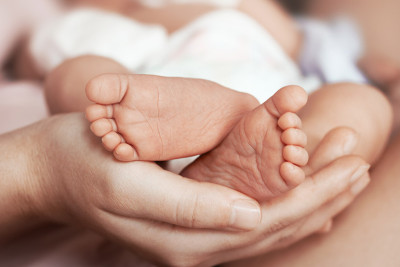 Bakı xəstəxanasında 16 yaşlı qız uşaq dünyaya gətirib