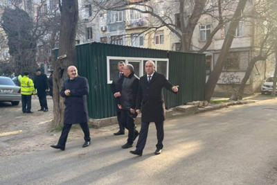 Nəsimi rayonundakı binalara təmirlə əlaqədar baxış keçirilib