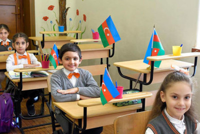 Binəqədi rayonunda yerləşən məktəb distant təhsilə keçib