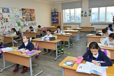 Koronavirusa görə bağlanan daha iki məktəbdə dərslər bərpa olunub
