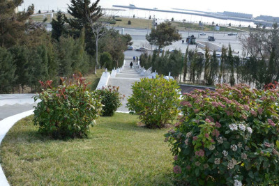 “Səbail” parkı əsaslı yenidənqurmadan sonra istifadəyə verilib