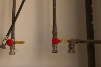 Xətai rayonunda binada sakinlərdən xəbərsiz qaz sayğacları sökülüb