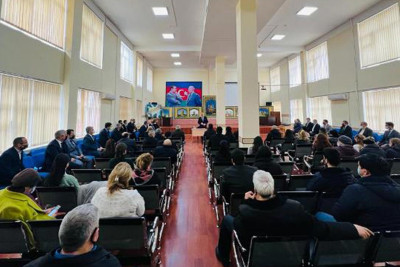 Nəsimi rayon İcra Hakimiyyətinin Başçısı vətəndaşları qəbul edib