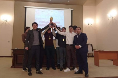 Bakıda universitet tələbə-könüllüləri arasında “Poliqon” strateji intellekt oyunu keçirilib