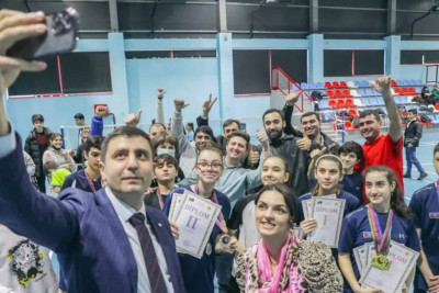 Badminton üzrə Bakı birinciliyinin qalibləri məlum olub