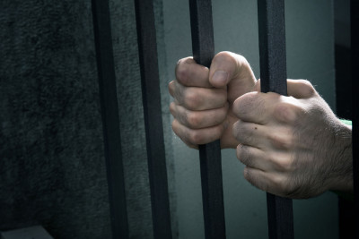 Xətaidə Abşeron rayon sakininin çantasını oğurlayan şəxs tutulub