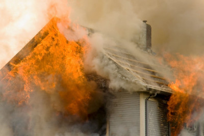 Xəzər rayonu: yaşayış evində yanğın olub