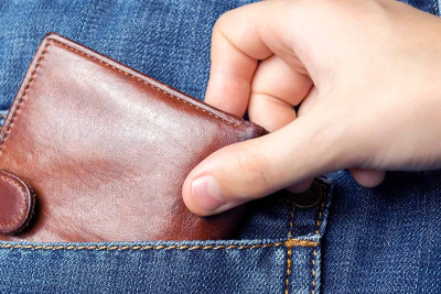 Binəqədi: Sulutəpə qəsəbəsində bank kartı oğurlanıb