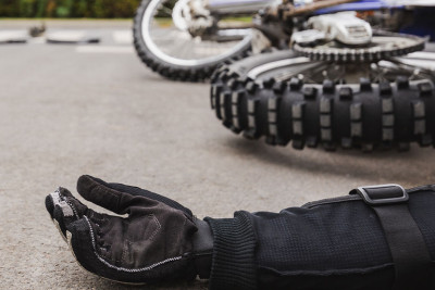 Nəsimi rayonunda motosiklet piyadanı vurub