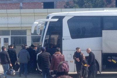 Şimal rayonlarından paytaxta insan axını davam edir