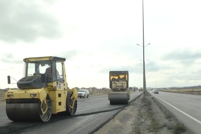 Bakıda təmiri uzun müddətdir dayanan yolda tikinti işlərinə start verilib