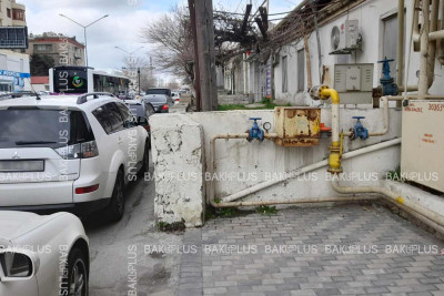 Nəsimi rayonunda problemli piyada səkiləri