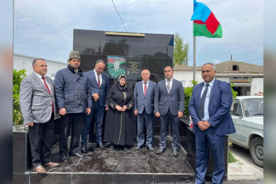 Xətai rayonunda Birinci Qarabağ Müharibəsi şəhidinin məzarı ziyarət olunub