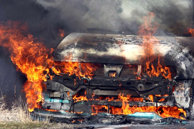 Sabunçu rayonunda “Ford” markalı yük avtomobilində yanğın olub