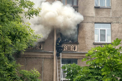 Xəzər rayonunda mənzildə yanğın olub