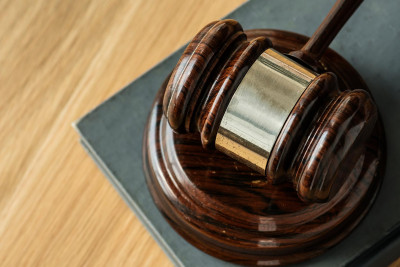 Bakıda iki narkotik alverçisinə hökm oxunub