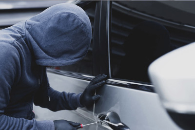 Xəzər rayonunda avtomobil oğurlanıb