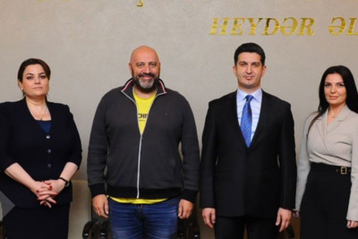 Tanınmış fransalı bloger Patrik Vesölye Bakını ziyarət edib