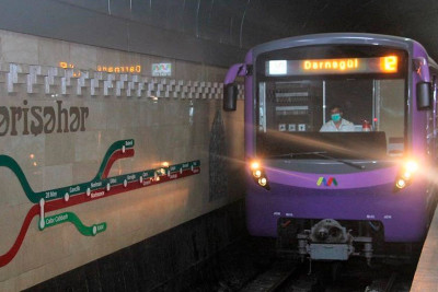 Bakı Metropolitenində sıxlıq yaranıb