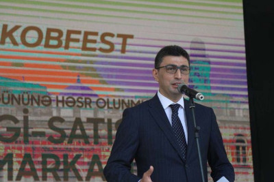 İçərişəhərdə avtomobillərin artması tarixi abidələrə ziyan vurur