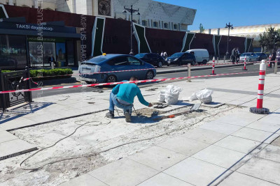 Dənizkənarı Milli Parkda köhnə kafellər yeniləri ilə əvəzlənir
